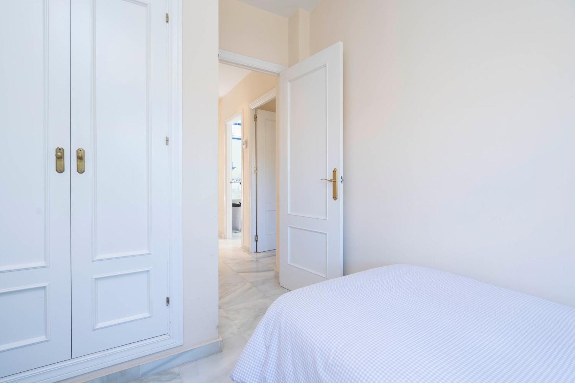 Apartoyou - Torre Vistahermosa Эль-Пуэрто-де-Санта-Мария Экстерьер фото
